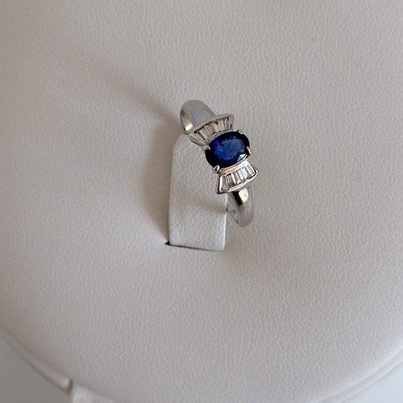 LUXURY BLUE SAPPHIRE DIAMOND RING 💍💎 - Picture 9 of 9